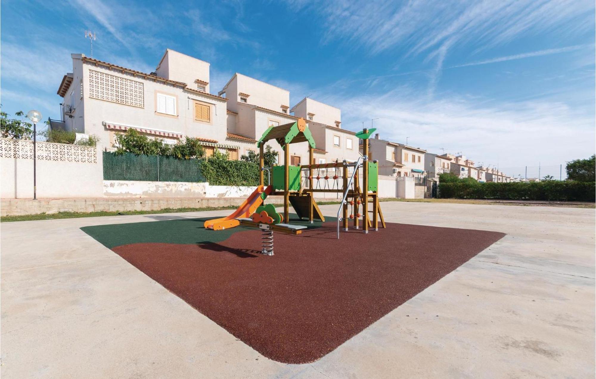 Beautiful apartment in Guardamar del Segura with 2 Bedrooms&Outdoor swimming pool Buitenkant foto